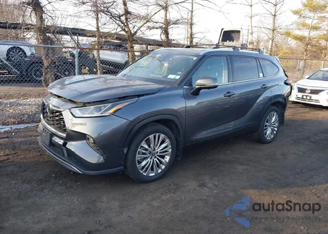 2023 Toyota Highlander L из США, поврежденный, VIN 5TDKDRBH2PS029544